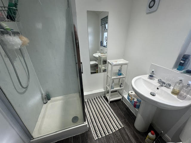 4 bed property in Tewkesbury Street, Cardiff